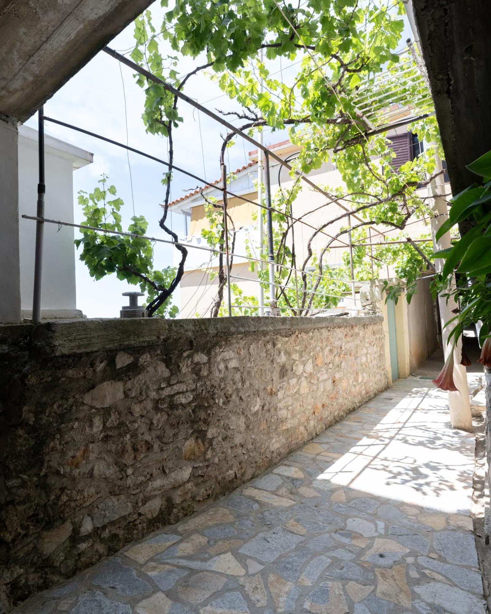 Apartamento Pano Qeparo